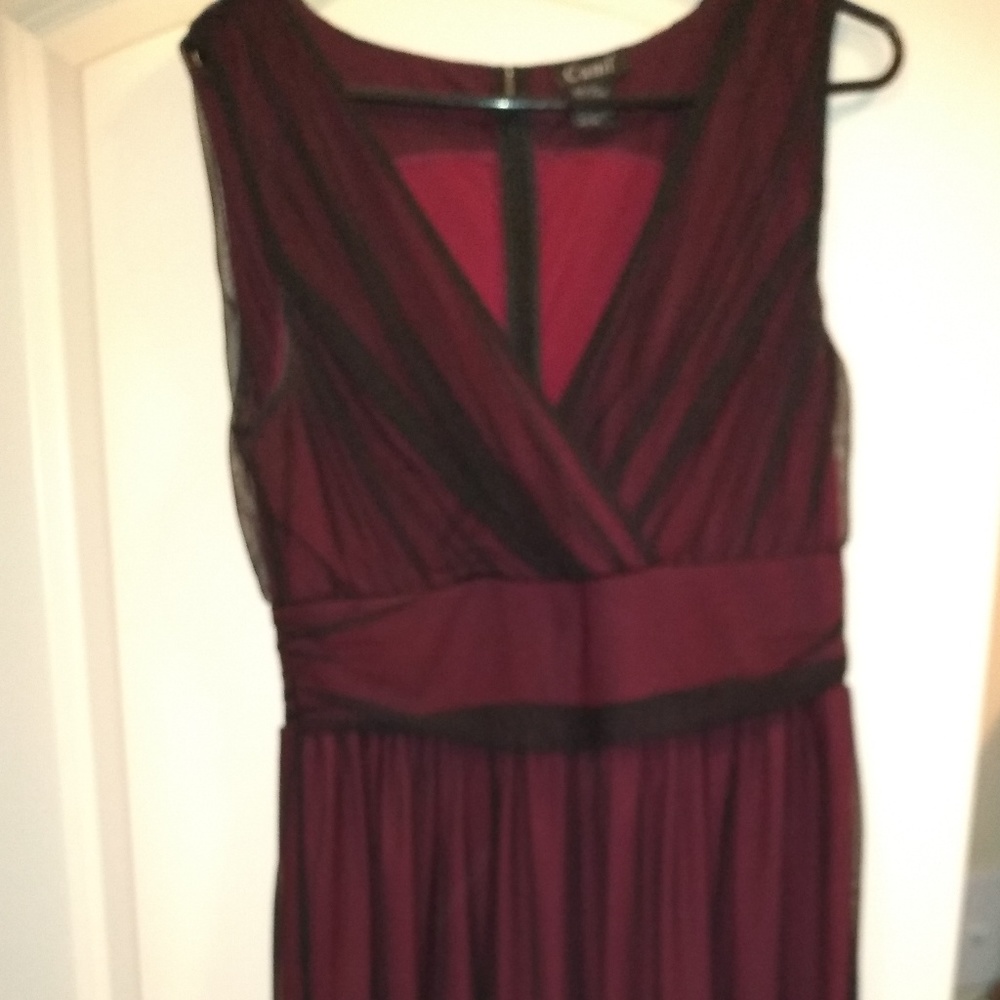V-neck midi dress